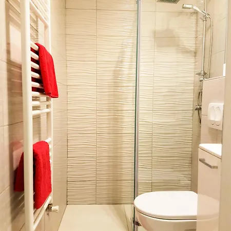 Russo - On The شقة