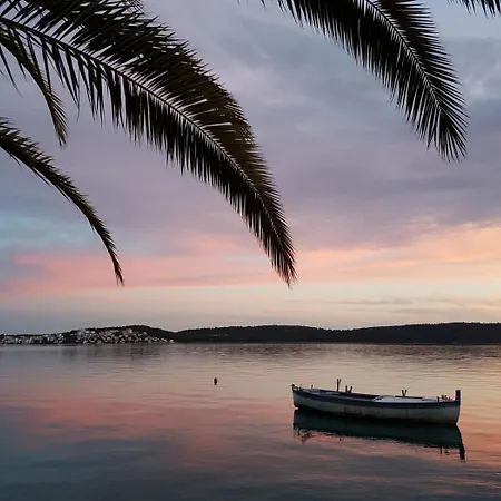 Russo - On The شقة *