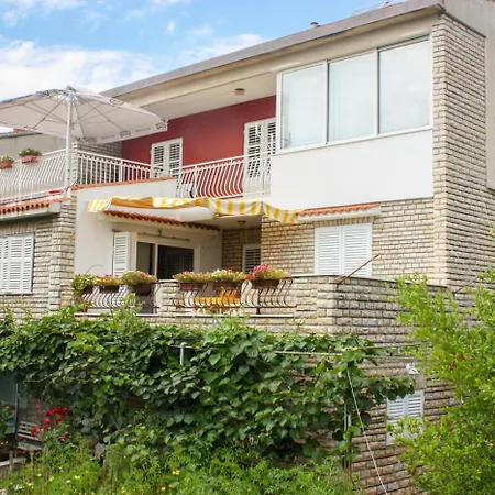 Russo - On The * 特罗吉尔