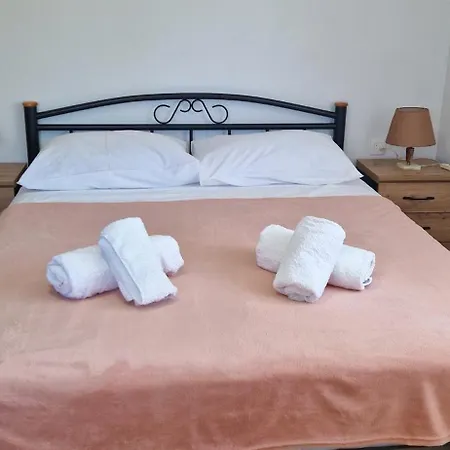 Russo - On The 公寓 *