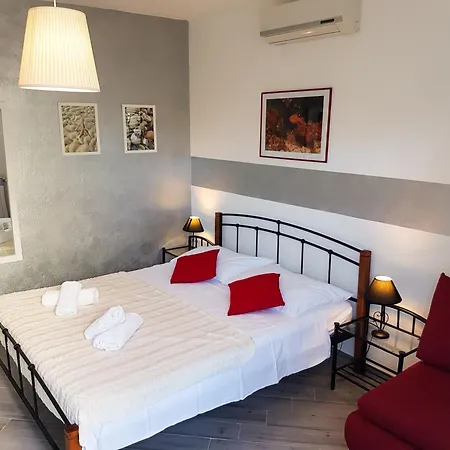 Russo - On The * Trogir