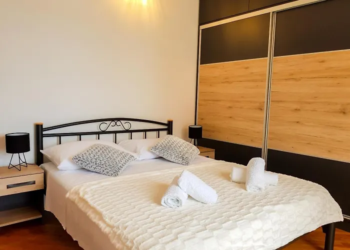 شقة Russo - On The