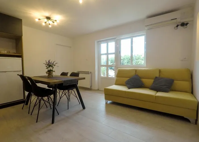 Russo - On The * تروغير