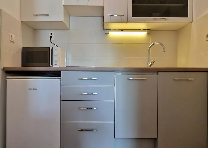 شقة Russo - On The